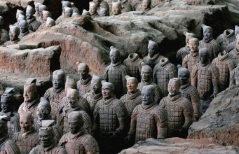 Son descubiertos los Guerreros de Terracota 02 / Feb / 1974