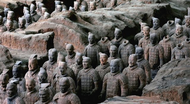 Son descubiertos los Guerreros de Terracota 02 / Feb / 1974